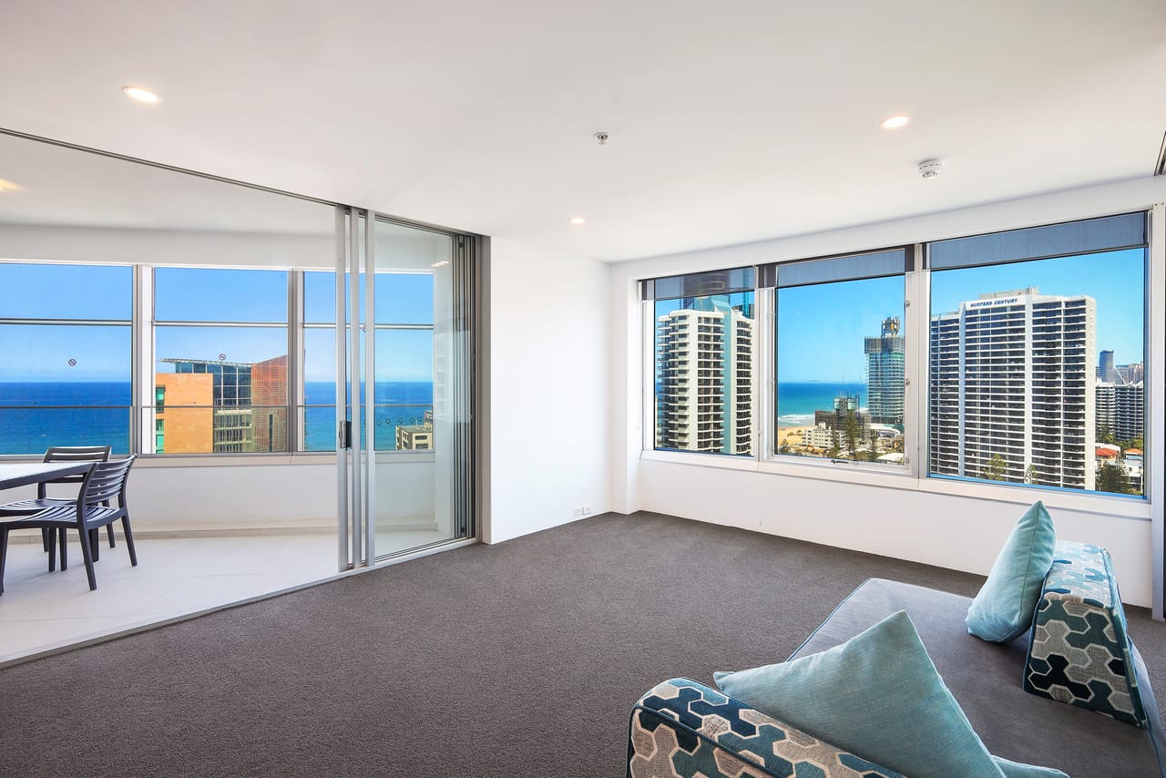 9 Hamilton Avenue, SURFERS PARADISE - Thumbnail 7