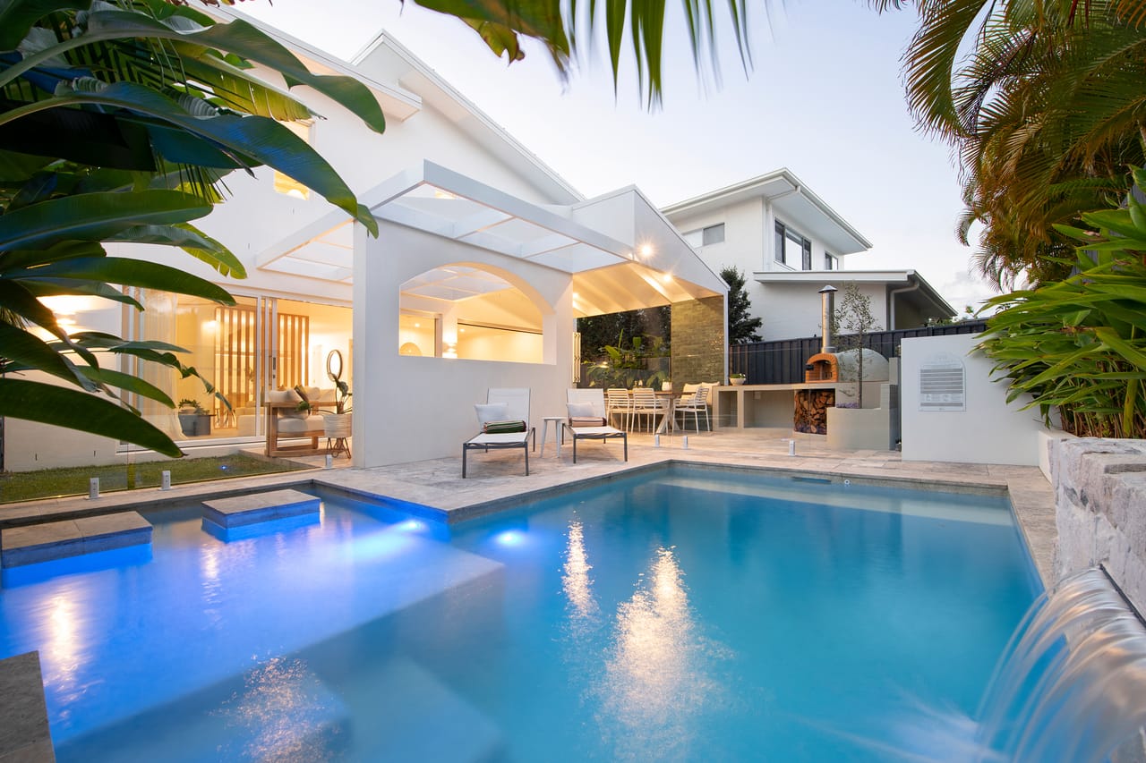 4 Schuster Avenue, MIAMI - Image 1